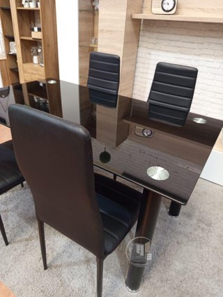 Mesa de cristal templado