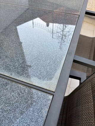 Mesa de exterior cristal y metal