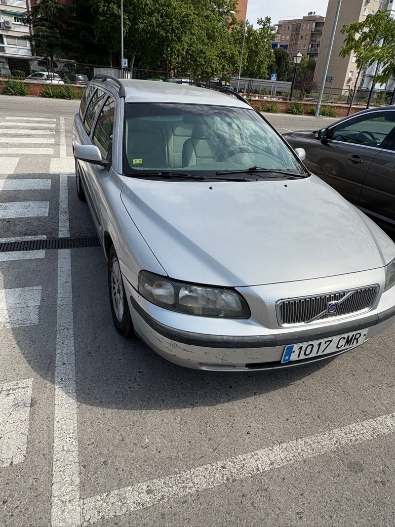 Volvo V70 2003 - foto 1