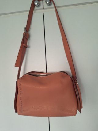 Bolso Adolfo Domínguez color maquillaje