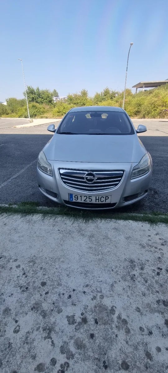 Opel Insignia 2011 - foto 1