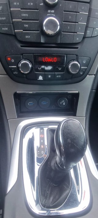 Opel Insignia 2011