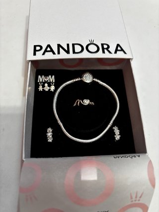 Conjunto Pandora Mom Pulsera y Abalorios