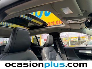Volvo XC40 D3 Momentum 110 kW (150 CV)
