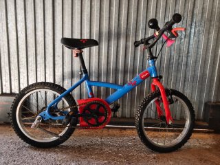 Bicicleta Infantil Decathlon Azul y Rojo