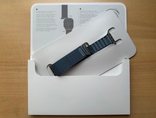Apple Watch ULTRA 49mm. Light Blue Alpine Loop M