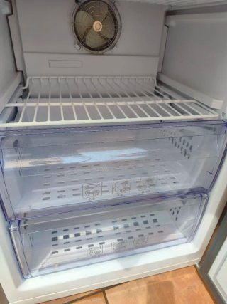 Cajones y baldas para nevera Beko RCNA320K20PT