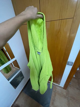 Albornoz verde talla única sin usar