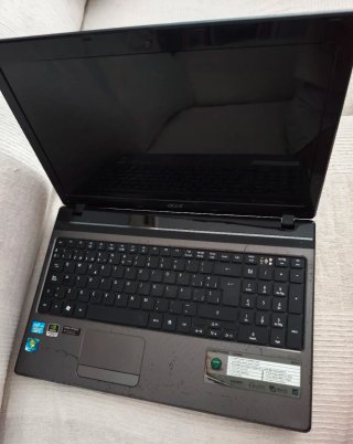 Acer Aspire 5750G i5-2450M Portátil Negro