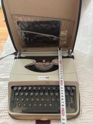 Máquina de escribir Underwood 18