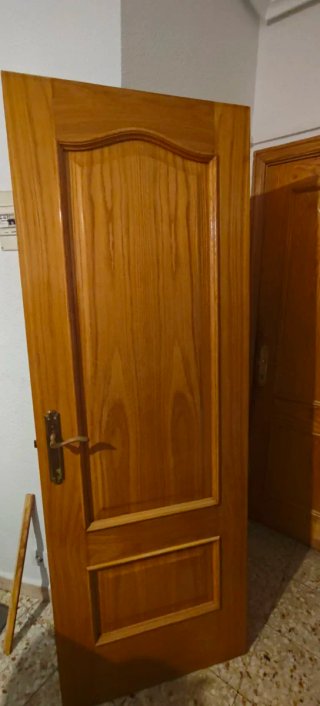 Puerta de habitación maciza derecha negociable