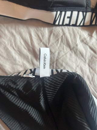 Bikini Calvin Klein Negro