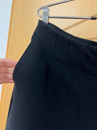 Pantalón de traje negro Mango