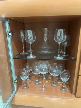 Mueble aparador con Vitrina