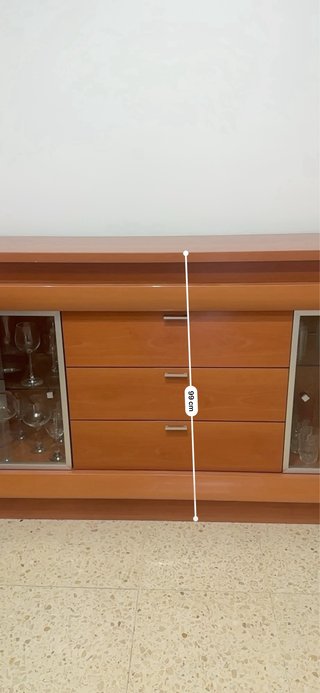 Mueble aparador con Vitrina
