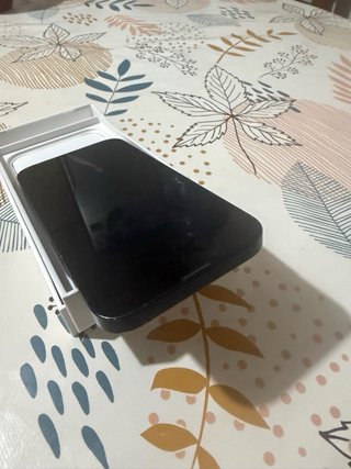 iPhone 14 256GB Azul Oscuro con Caja