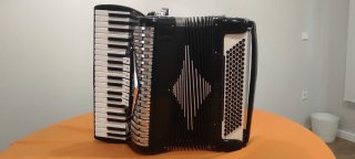 Acordeón Lindo Imperial D 955