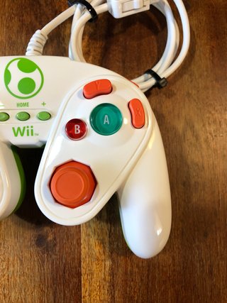 Controller Classic Pro Wii edizione Yoshi verde