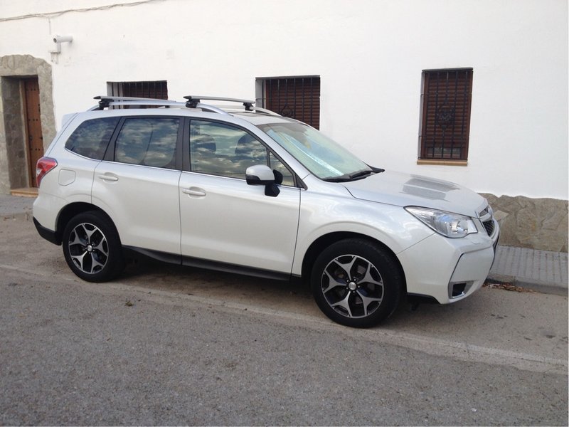 Subaru Forester XT - foto 1