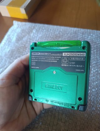 Game Boy Advance SP Verde Rayquaza