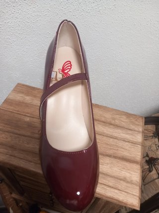 Zapato tacón burdeos charol