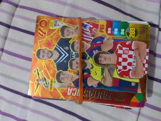 42 Cromos Adrenalyn La Liga 2024-2025