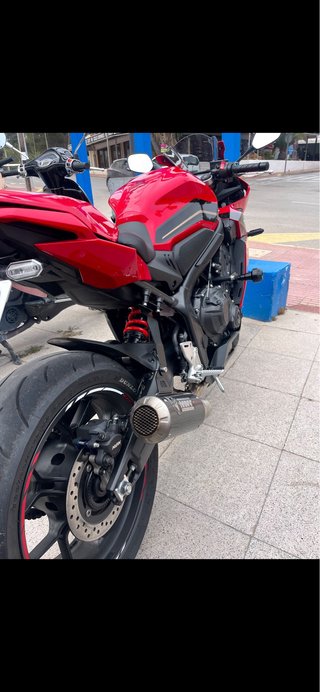 Honda CBR Moto Deportiva Roja y Negra
