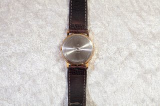 reloj cuarzo dorado-piel
