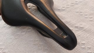 Sillín S-Works Power Carbono 143mm.