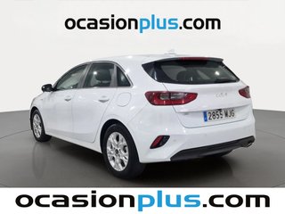 Kia Ceed 1.6 MHEV iMT Drive 100 kW (136 CV)