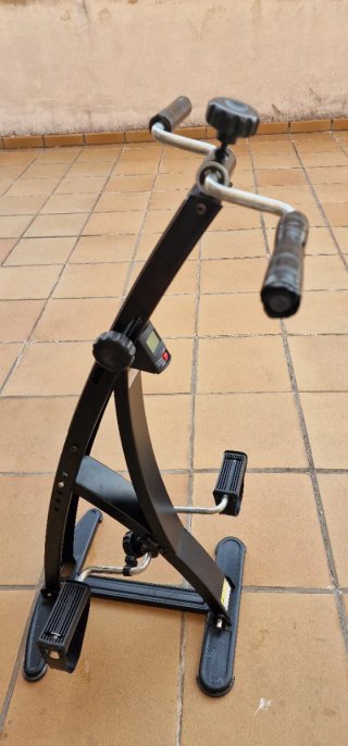 Bicicleta estática para mayores, contador digital