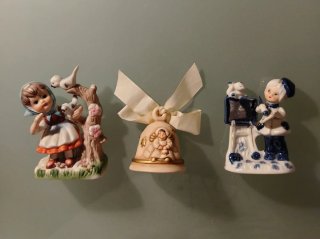Lotto 3 statuine in ceramica