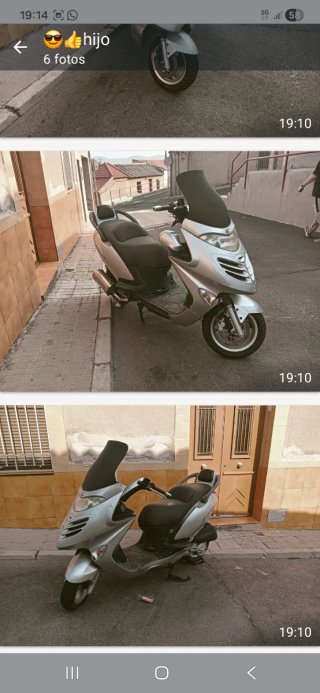Vespa Plata Scooter