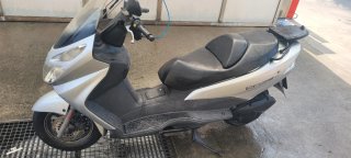 Suzuki Burgman 125 - Scooter Maxi