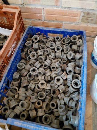Tuercas esparrago rueda