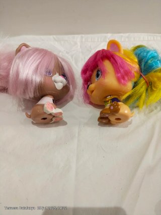 4 Muñecas VIP Pets color Boost