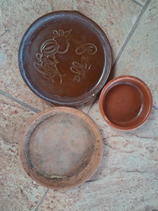 Piatti in ceramica per giardino