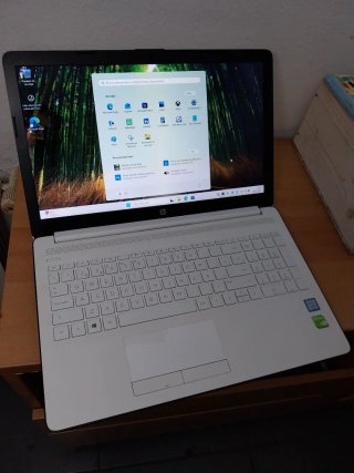 HP Portátil Blanco SSD