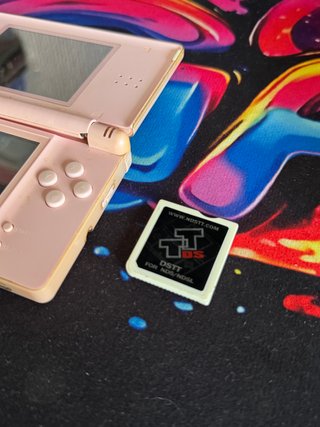 Nintendo DS Lite Rosa + Cartucho