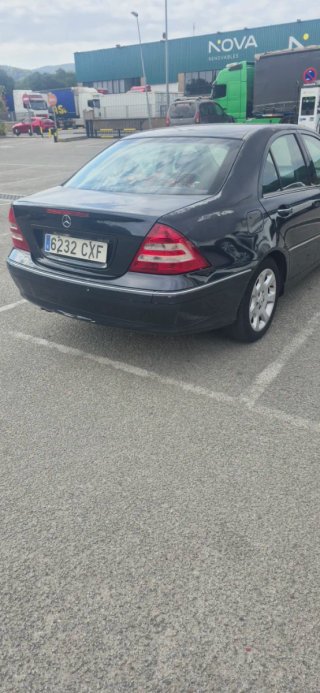 Mercedes-Benz Clase C 2003