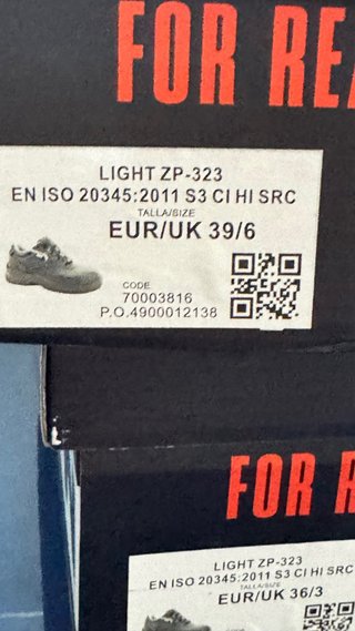 Botas de seguridad para trabajadores.