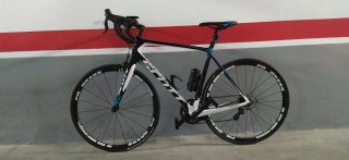 Bicicleta de carbono Scott