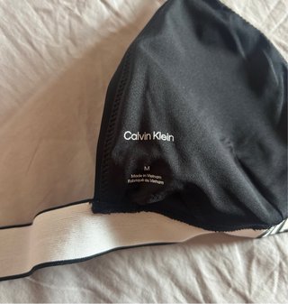 Top Bikini Calvin Klein Negro