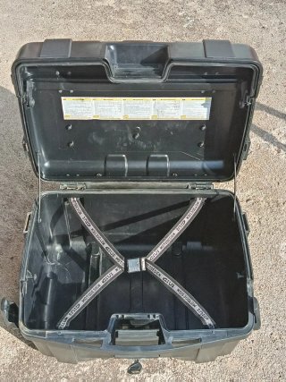 Baúl Givi Trekker 46L