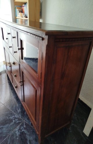 APARADOR DE MADERA MACIZA DE TECA. !UNA GANGA!