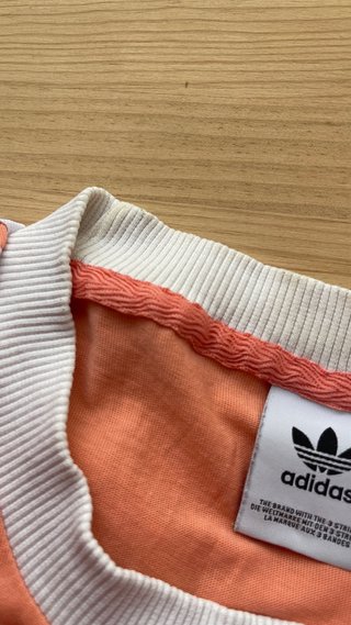 Sueter de adidas