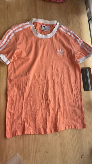 Sueter de adidas