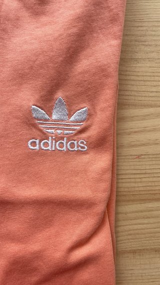 Sueter de adidas
