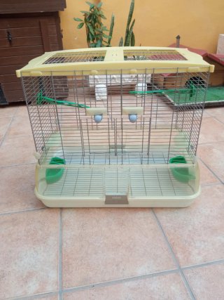 Jaula grande para pájaros beige y verde
