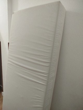 Cama articulada eléctrica con mando